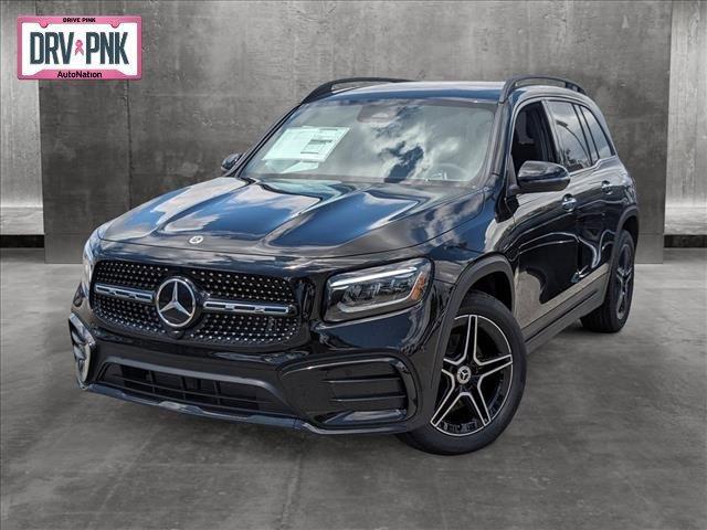 new 2024 Mercedes-Benz GLB 250 car, priced at $49,295