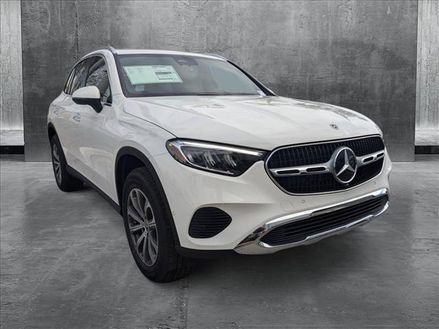 new 2025 Mercedes-Benz GLC 300 car, priced at $52,785