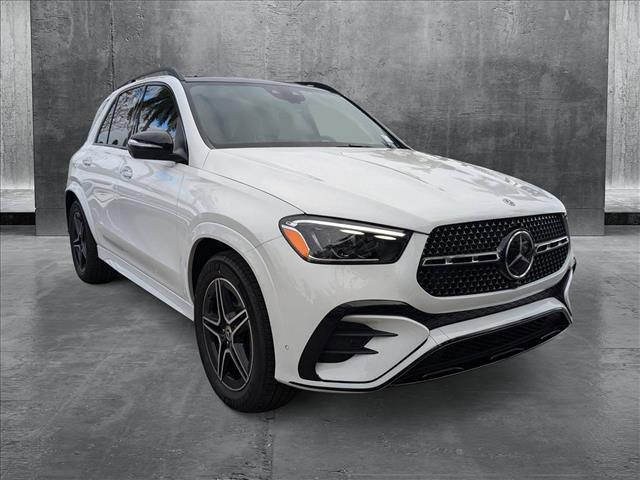 new 2025 Mercedes-Benz GLE 450 car, priced at $83,930