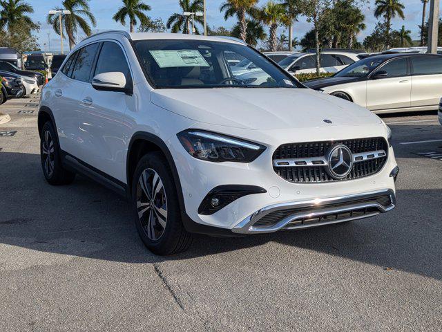 new 2025 Mercedes-Benz GLA 250 car, priced at $45,875