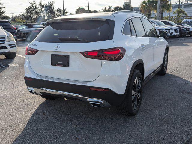 new 2025 Mercedes-Benz GLA 250 car, priced at $45,875