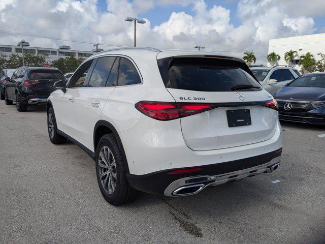 new 2024 Mercedes-Benz GLC 300 car, priced at $50,985