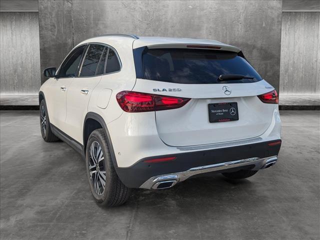 new 2024 Mercedes-Benz GLA 250 car, priced at $47,495