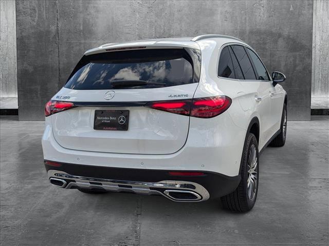 new 2025 Mercedes-Benz GLC 300 car, priced at $53,385