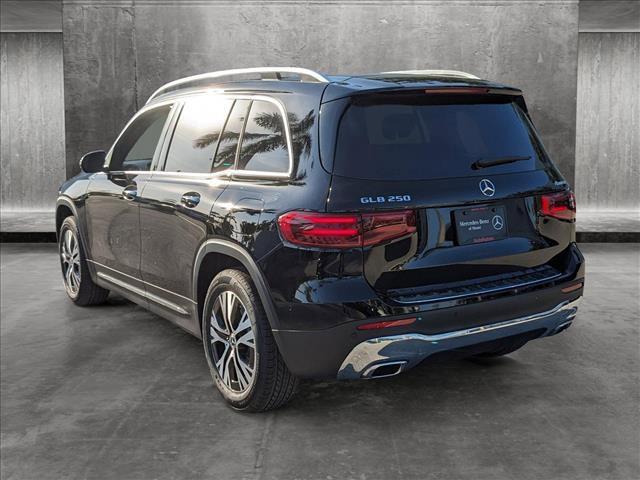 new 2024 Mercedes-Benz GLB 250 car, priced at $47,995