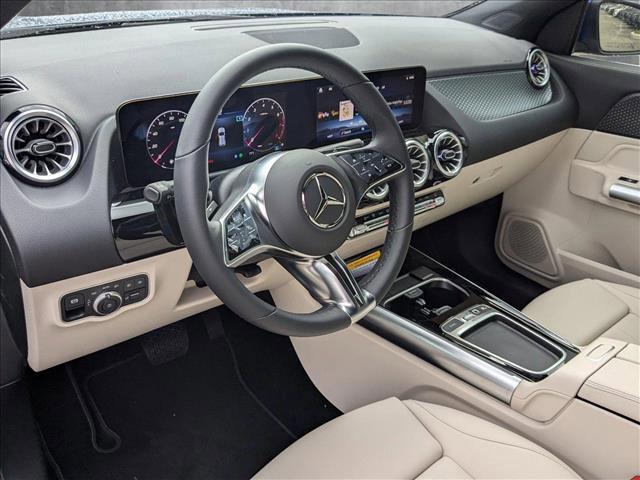 new 2025 Mercedes-Benz GLA 250 car, priced at $47,195