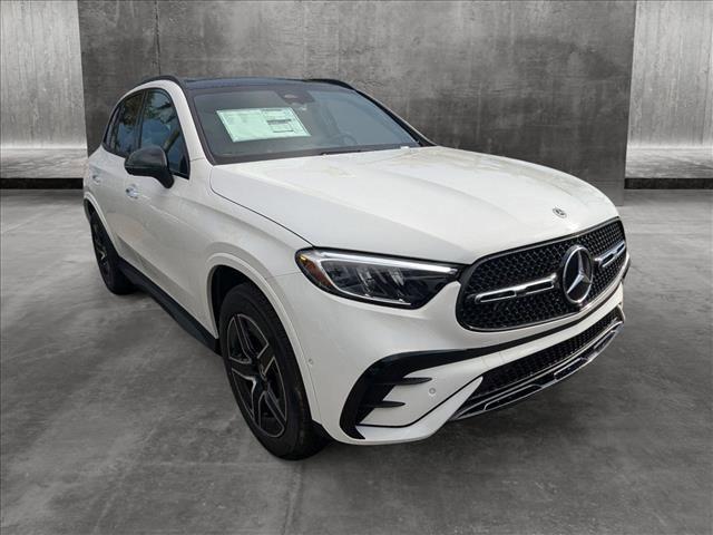 new 2025 Mercedes-Benz GLC 300 car, priced at $60,035