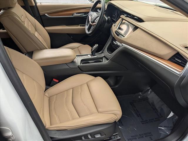 used 2018 Cadillac XT5 car, priced at $20,995