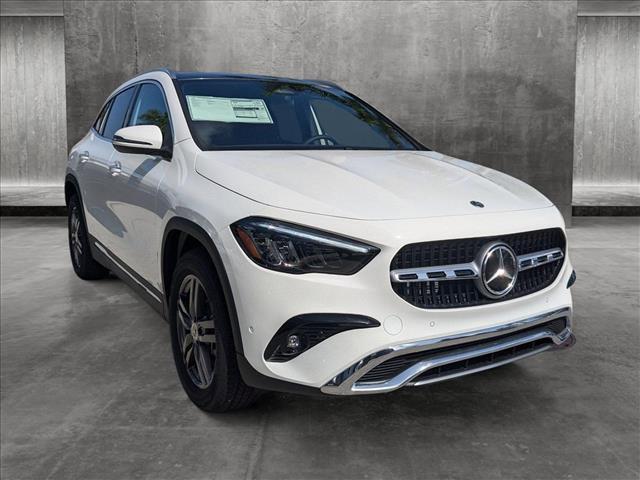 new 2025 Mercedes-Benz GLA 250 car, priced at $45,650