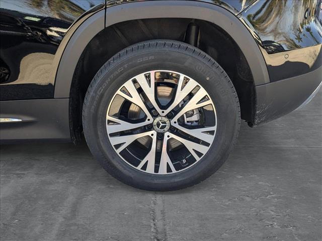 new 2025 Mercedes-Benz GLB 250 car, priced at $48,645