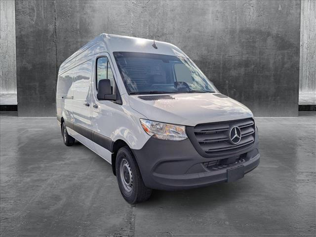 new 2025 Mercedes-Benz Sprinter 2500 car, priced at $61,077