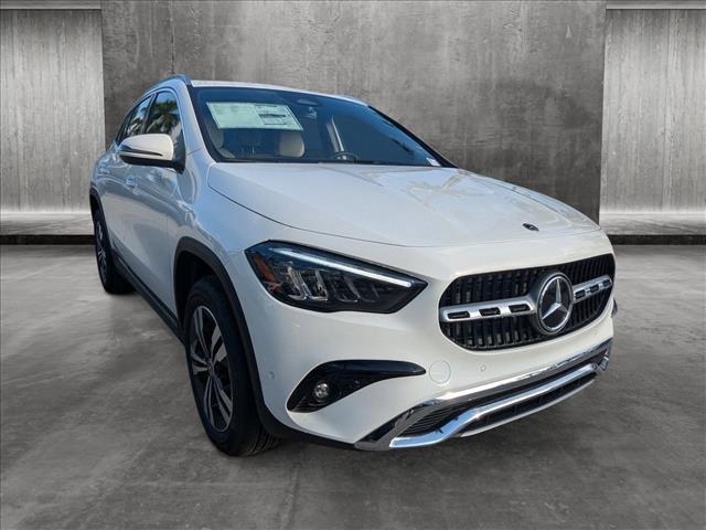 new 2025 Mercedes-Benz GLA 250 car, priced at $44,345