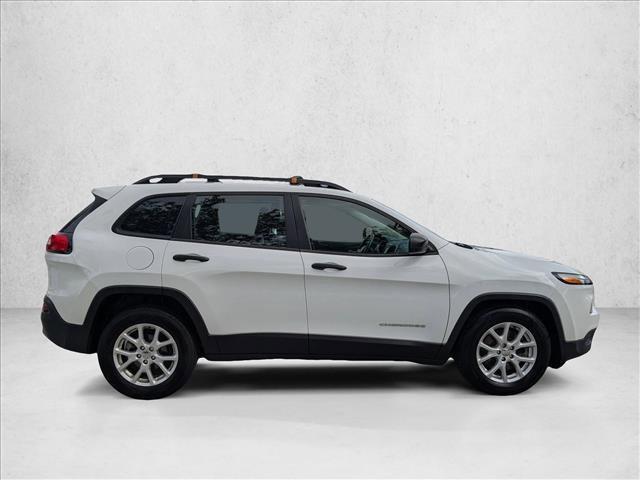 used 2015 Jeep Cherokee car, priced at $11,995