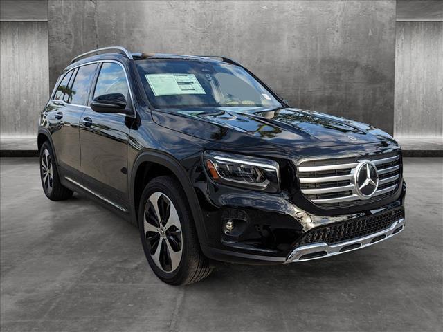 new 2024 Mercedes-Benz GLB 250 car, priced at $46,595