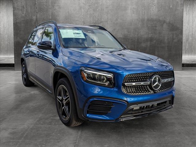 new 2024 Mercedes-Benz GLB 250 car, priced at $53,375