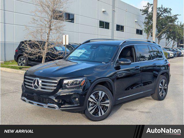 new 2025 Mercedes-Benz GLB 250 car, priced at $47,145