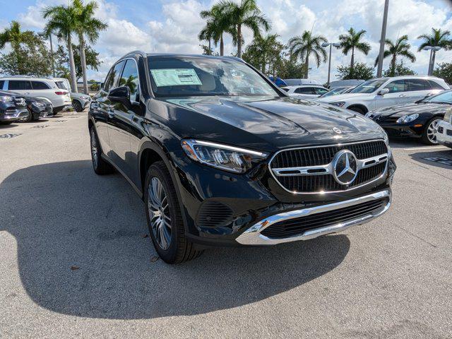 new 2024 Mercedes-Benz GLC 300 car, priced at $53,245