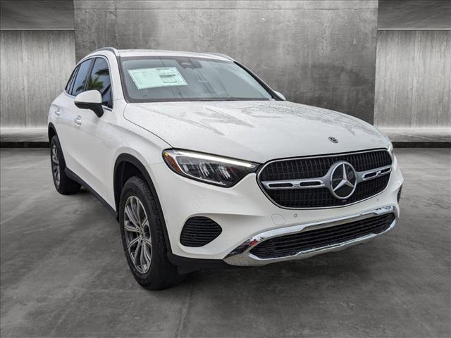 new 2024 Mercedes-Benz GLC 300 car, priced at $50,985