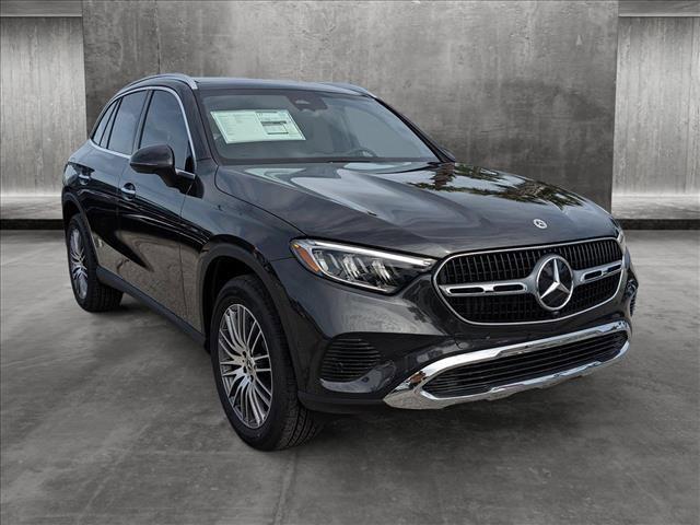 new 2024 Mercedes-Benz GLC 300 car, priced at $54,445