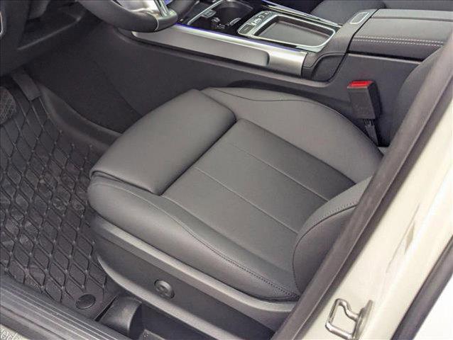 new 2025 Mercedes-Benz GLB 250 car, priced at $49,255