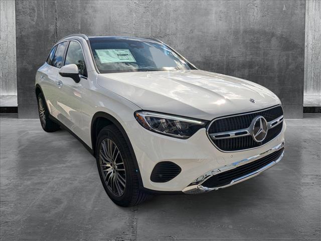 new 2025 Mercedes-Benz GLC 300 car, priced at $55,265