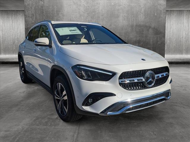 new 2025 Mercedes-Benz GLA 250 car, priced at $44,705