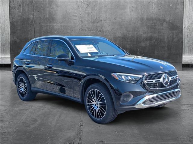 new 2025 Mercedes-Benz GLC 300 car, priced at $56,235