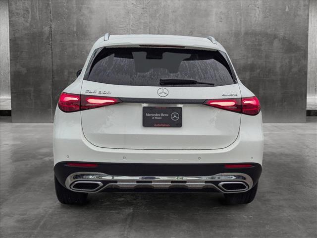 new 2024 Mercedes-Benz GLC 300 car, priced at $50,985