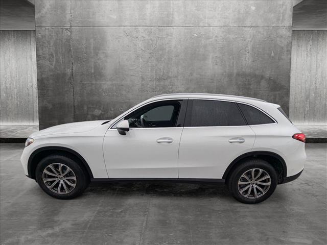 new 2024 Mercedes-Benz GLC 300 car, priced at $50,985