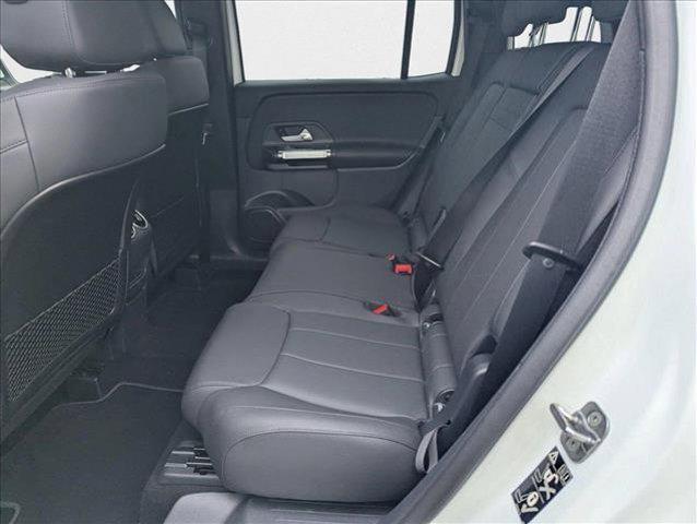 new 2025 Mercedes-Benz GLB 250 car, priced at $49,255