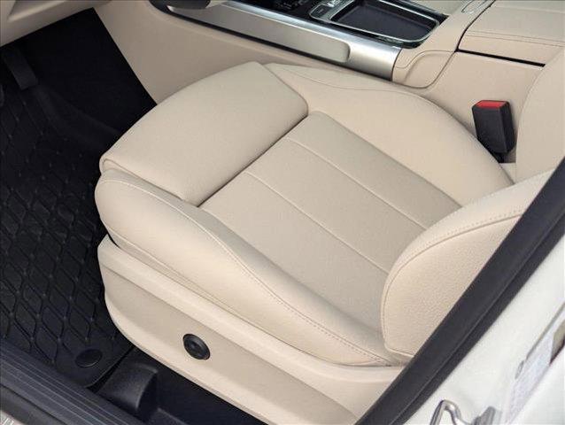 new 2025 Mercedes-Benz GLB 250 car, priced at $49,580
