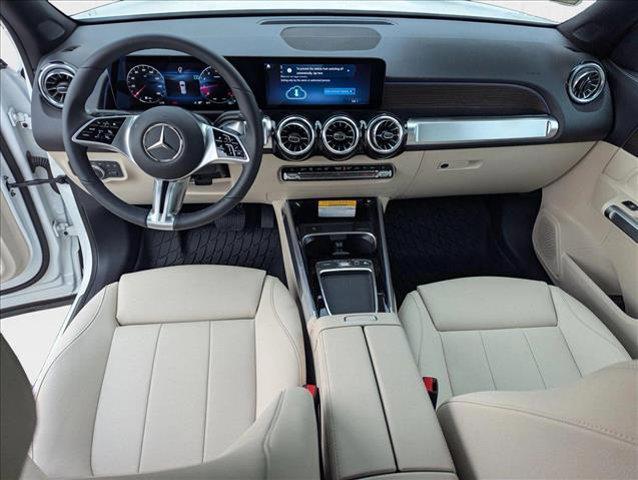 new 2025 Mercedes-Benz GLB 250 car, priced at $49,580
