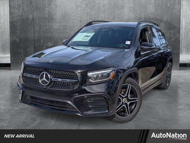 used 2025 Mercedes-Benz GLB 250 car, priced at $48,177