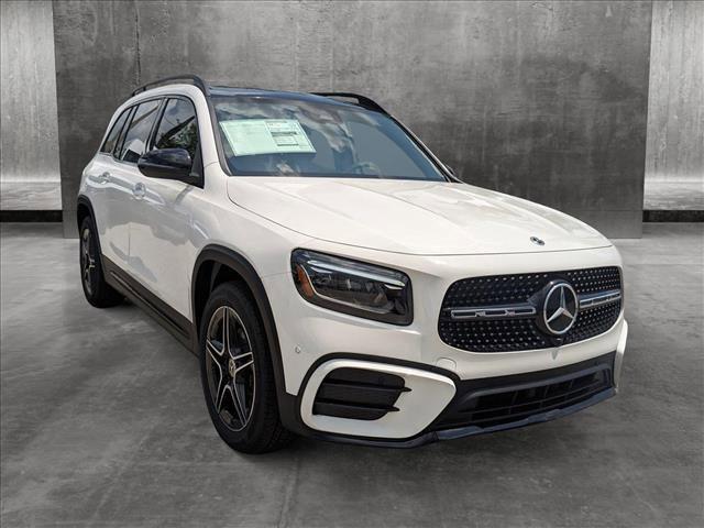 new 2024 Mercedes-Benz GLB 250 car, priced at $52,325