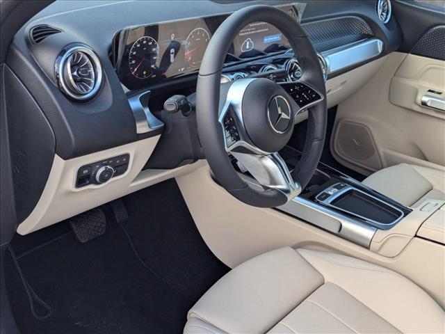 new 2025 Mercedes-Benz GLB 250 car, priced at $48,645