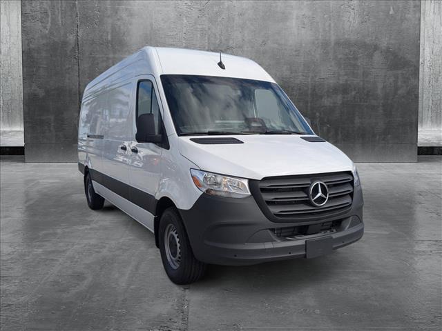 new 2025 Mercedes-Benz Sprinter 2500 car, priced at $66,172