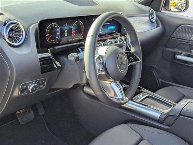 new 2025 Mercedes-Benz GLA 250 car, priced at $44,345
