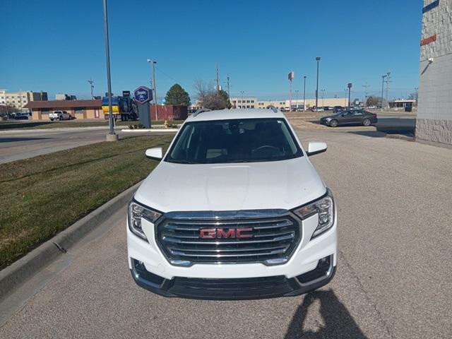 used 2024 GMC Terrain car, priced at $25,690