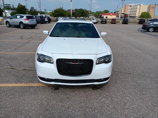 used 2022 Chrysler 300 car, priced at $26,719