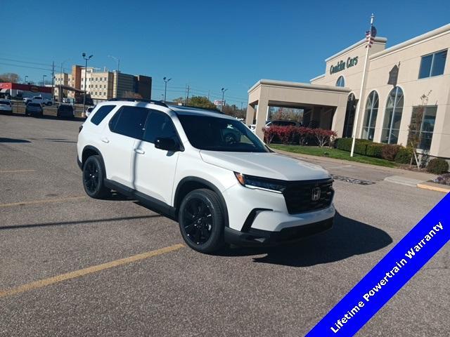 new 2025 Honda Pilot car, priced at $56,430