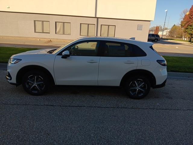 new 2025 Honda HR-V car, priced at $31,305