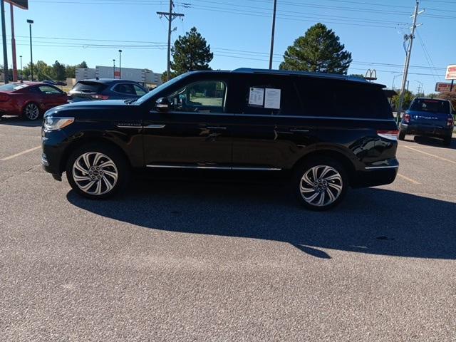 used 2022 Lincoln Navigator car, priced at $52,177