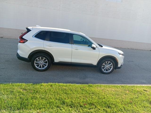 new 2025 Honda CR-V car, priced at $38,305