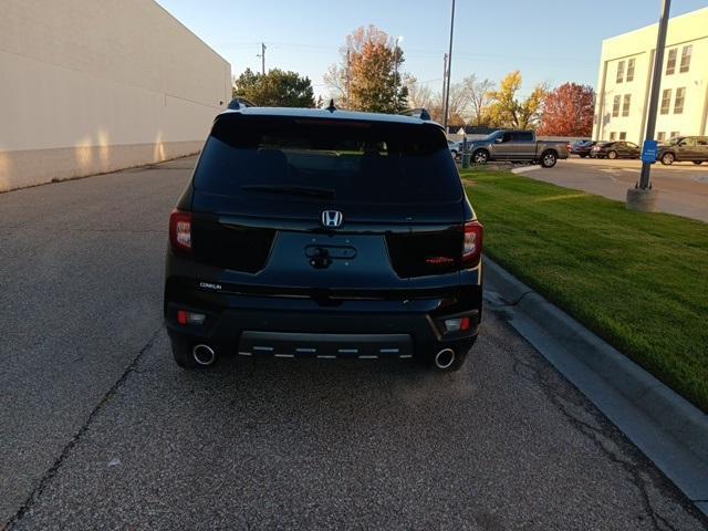 new 2025 Honda Passport car, priced at $46,395