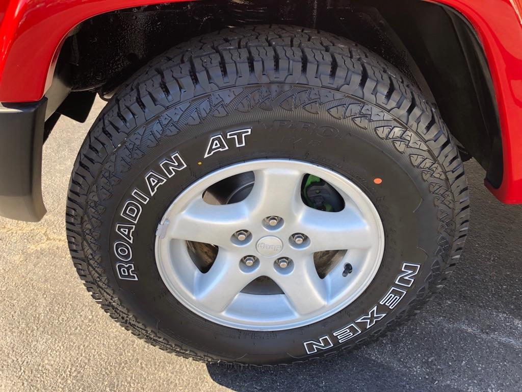 used 2000 Jeep Cherokee car, priced at $9,950