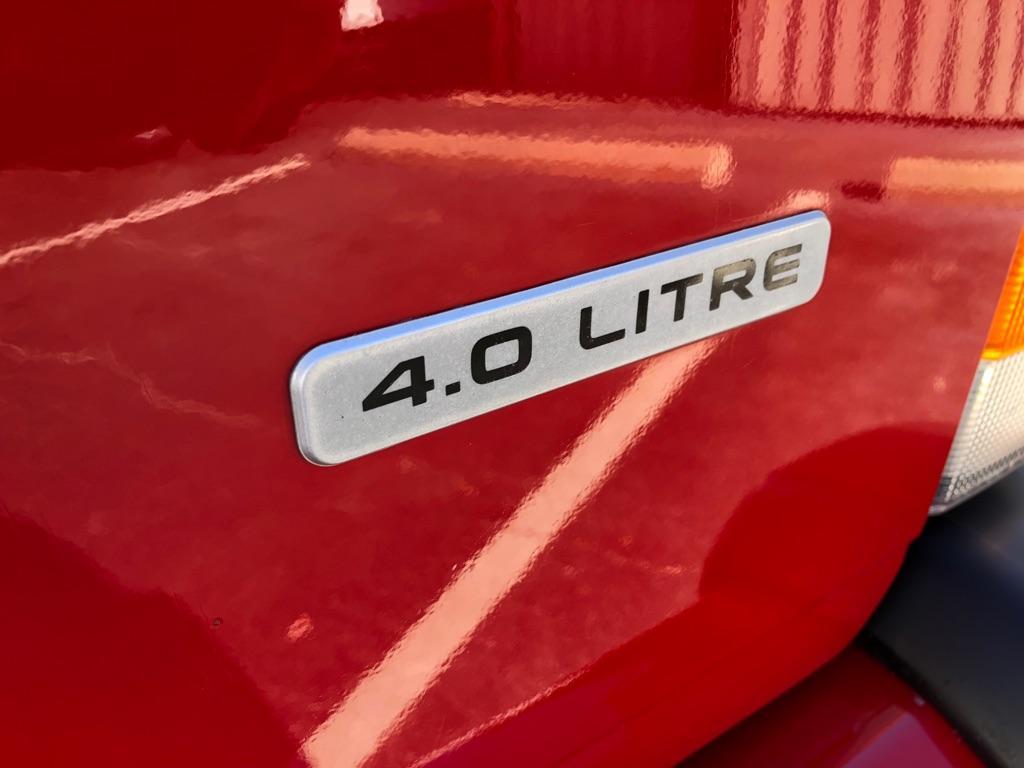 used 2000 Jeep Cherokee car, priced at $9,950