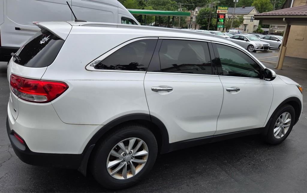 used 2017 Kia Sorento car, priced at $8,888