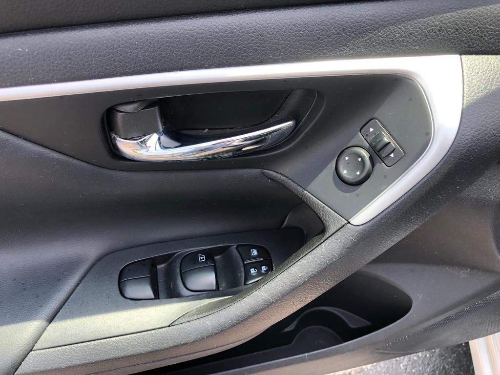 used 2018 Nissan Altima car, priced at $9,992