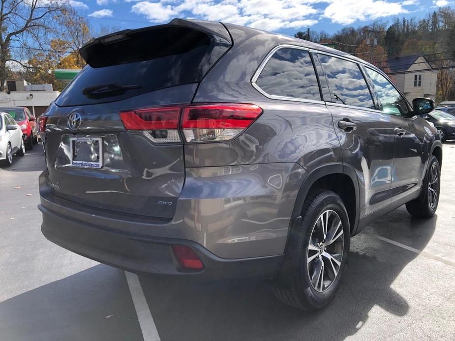 used 2019 Toyota Highlander car, priced at $19,997