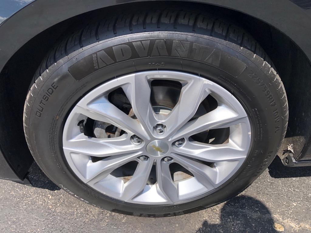 used 2020 Chevrolet Malibu car, priced at $15,827